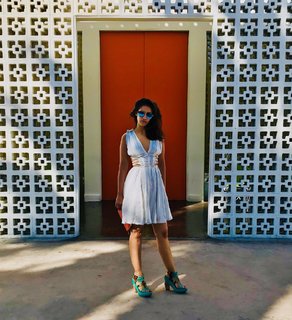 Janina Gavankar feet photo thumbnail