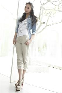 Janine Chun-Ning Chang feet photo 16