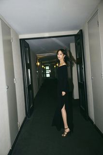 Janine Chun-Ning Chang feet photo 7