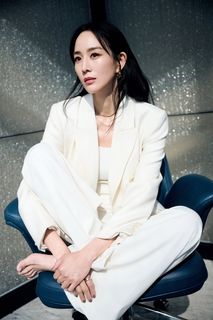 Janine Chun-Ning Chang feet photo 3