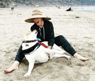 Janine Turner feet photo 1