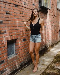 Janna Breslin feet photo 12