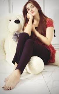 Jannat Mirza feet photo 2