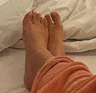 Jannat Mirza feet photo 2