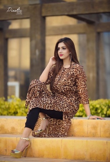 Jannat Mirza feet photo 20