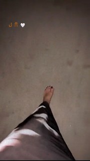 Jannat Mirza feet photo 17