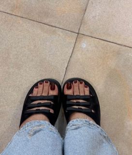 Jannat Mirza feet photo 6