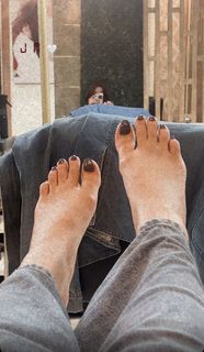 Jannat Mirza feet photo 1