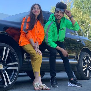 Jannat Zubair Rahmani feet photo thumbnail