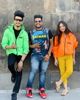 Jannat Zubair Rahmani feet photo thumbnail
