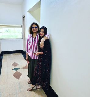 Jannat Zubair Rahmani feet photo thumbnail