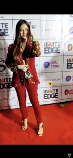 Jannat Zubair Rahmani feet photo thumbnail