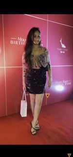 Jannat Zubair Rahmani feet photo thumbnail