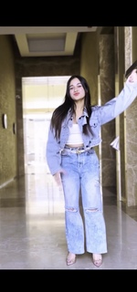 Jannat Zubair Rahmani feet photo thumbnail