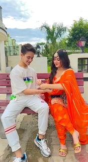 Jannat Zubair Rahmani feet photo thumbnail