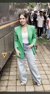 Jannat Zubair Rahmani feet photo thumbnail