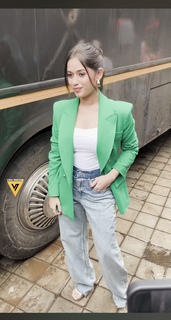 Jannat Zubair Rahmani feet photo thumbnail