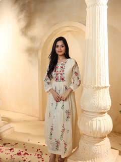 Jannat Zubair Rahmani feet photo thumbnail