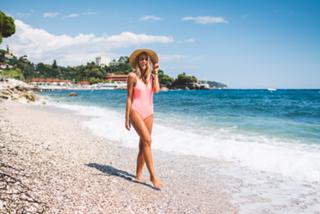 Janni Deler feet photo 19