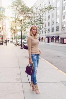 Janni Deler feet photo 11