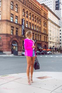 Janni Deler feet photo 3
