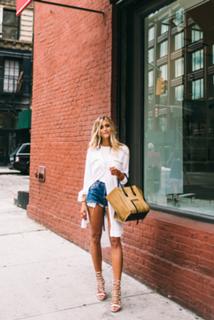 Janni Deler feet photo 9
