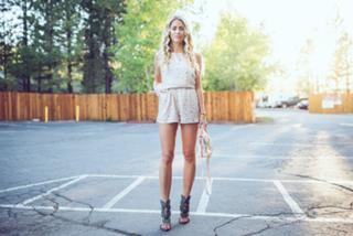 Janni Deler feet photo 14