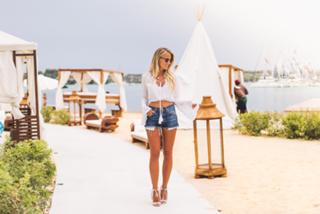 Janni Deler feet photo 20