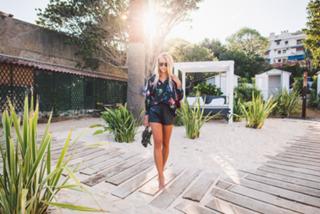 Janni Deler feet photo 8
