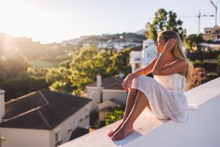 Janni Deler feet photo 15