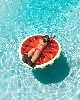 Janni Deler feet photo 7