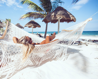 Janni Deler feet photo 17