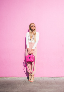 Janni Deler feet photo 15