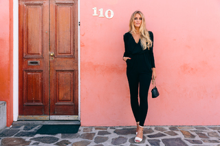 Janni Deler feet photo 7