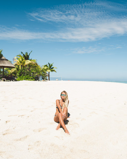 Janni Deler feet photo 6