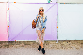 Janni Deler feet photo 17