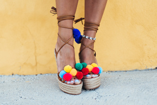 Janni Deler feet photo 7