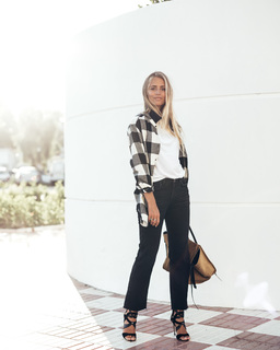Janni Deler feet photo 20