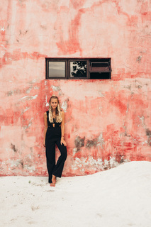 Janni Deler feet photo 6