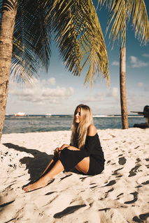 Janni Deler feet photo 10