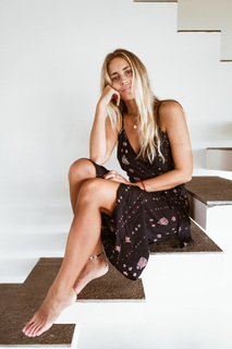 Janni Deler feet photo 16