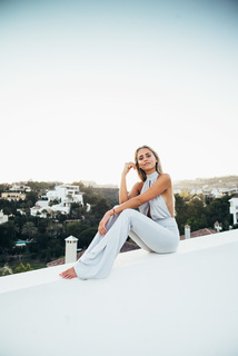 Janni Deler feet photo 15