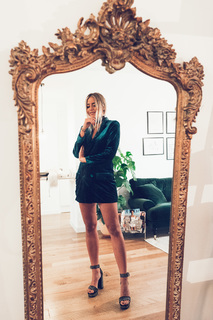 Janni Deler feet photo 7