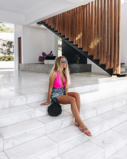 Janni Deler feet photo 9