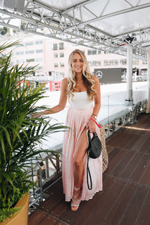 Janni Deler feet photo 11
