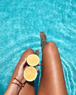 Janni Deler feet photo 8