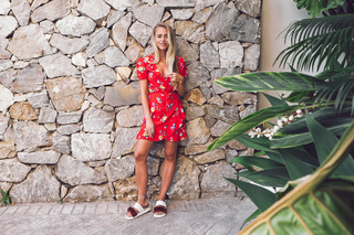 Janni Deler feet photo 5