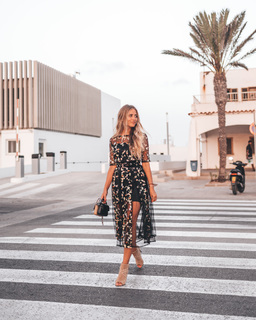 Janni Deler feet photo 16