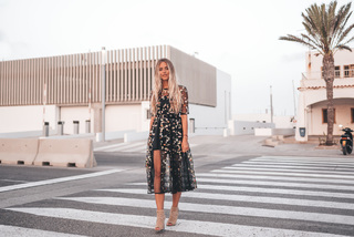 Janni Deler feet photo 15