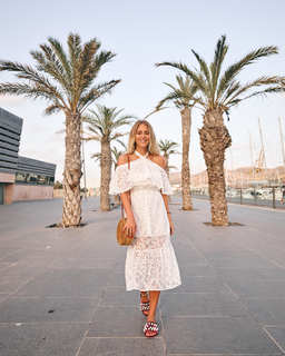 Janni Deler feet photo 10